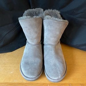 Gray Uggs